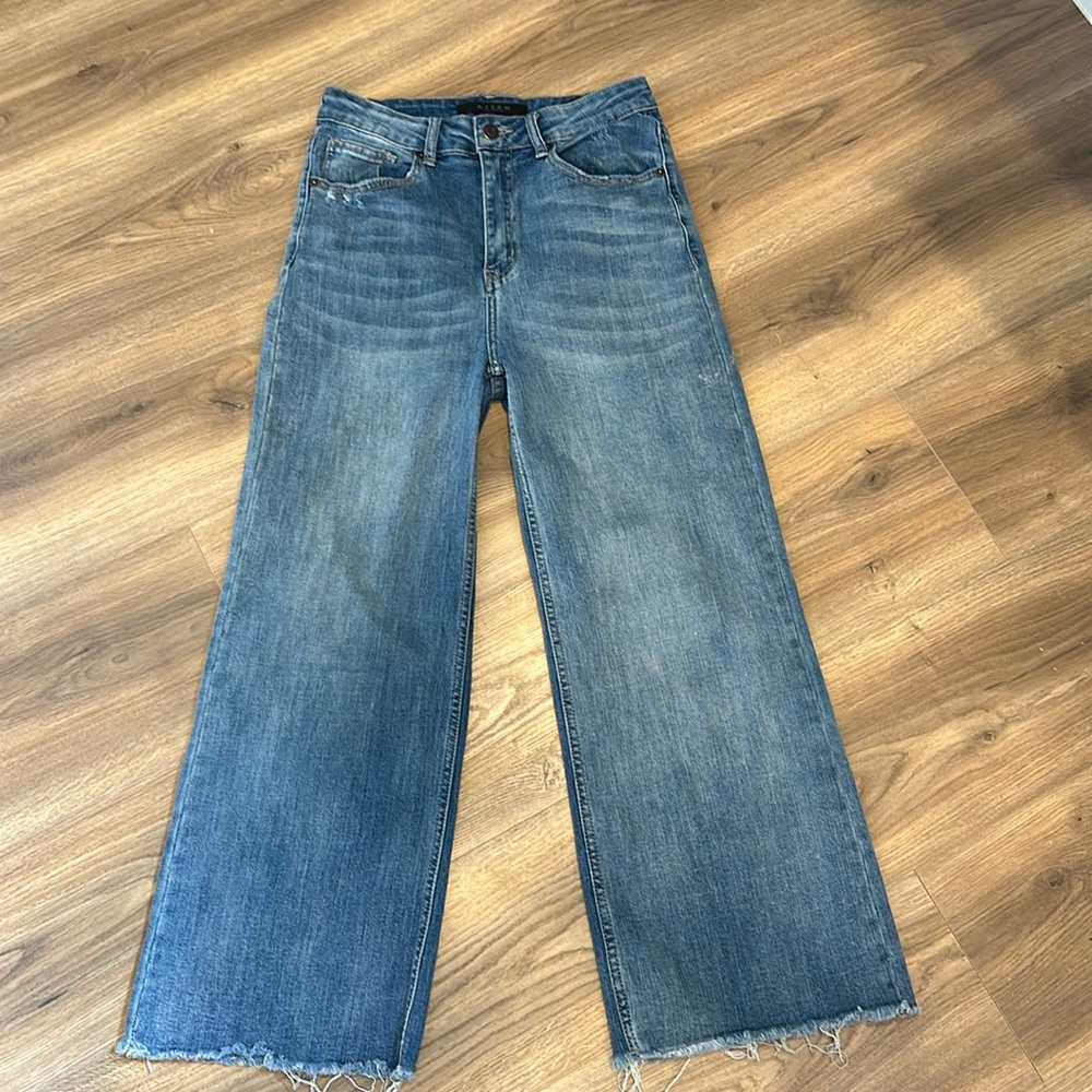 Wide leg women’s denim jean